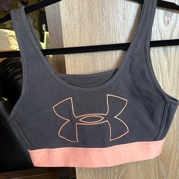 under armour sports bra - Picture 1 of 5